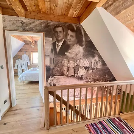 Chez Eugenie Et Alphonse *